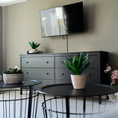 Marbellamar Calahonda - 2-bedroom 50 Meters From The