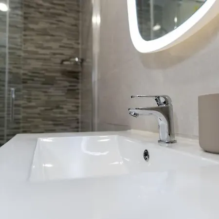 Апартаменты Marbellamar Calahonda - 2-bedroom 50 Meters From The Марбелья